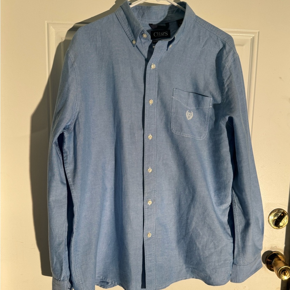 Chaps Light Blue Casual Button-Down Shirt